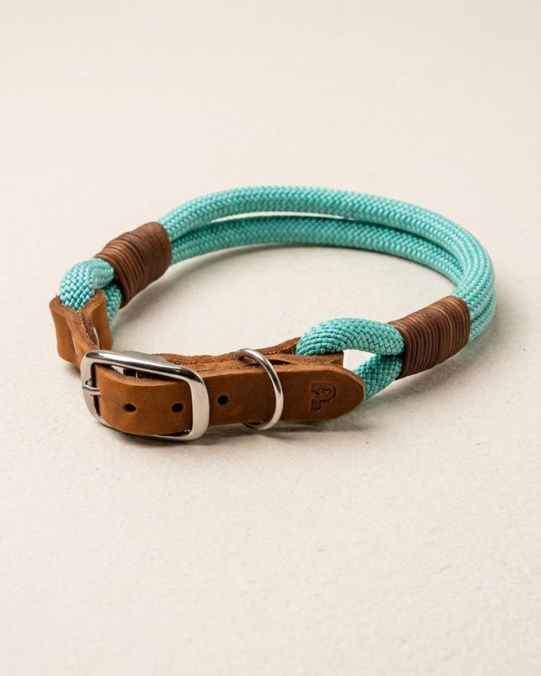 B-Ware Tauhalsband 'Livio' zum Sonderpreis aus Kletterseil, robust und in Größen mit Verstellbereich, individuell auf Anfrage – Pawsome Hundezubehör aus der Wiener Manufaktur